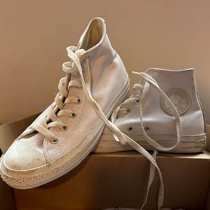 White all leather Mens 6 womens 8 eur 39